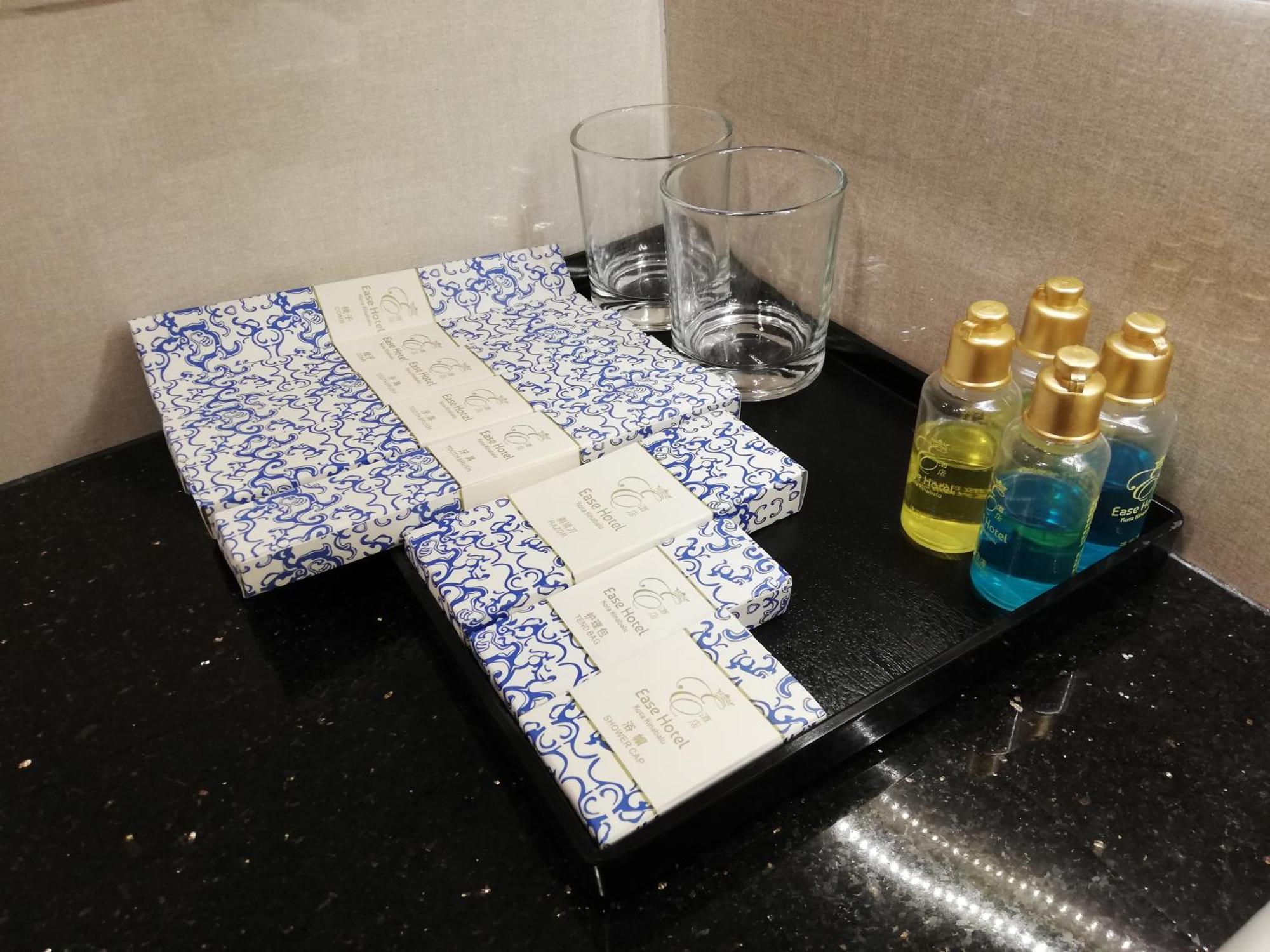 Ease Hotel Kota Kinabalu Ngoại thất bức ảnh