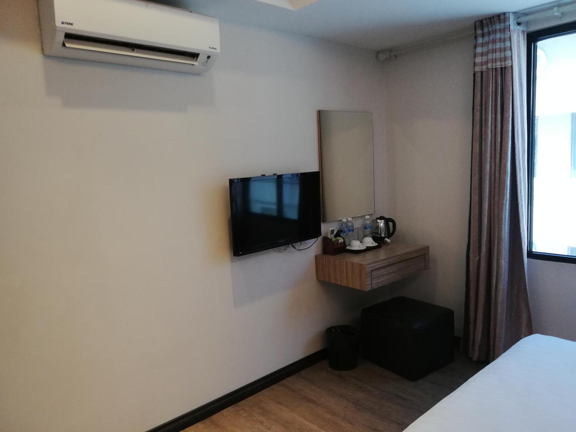 Ease Hotel Kota Kinabalu Ngoại thất bức ảnh