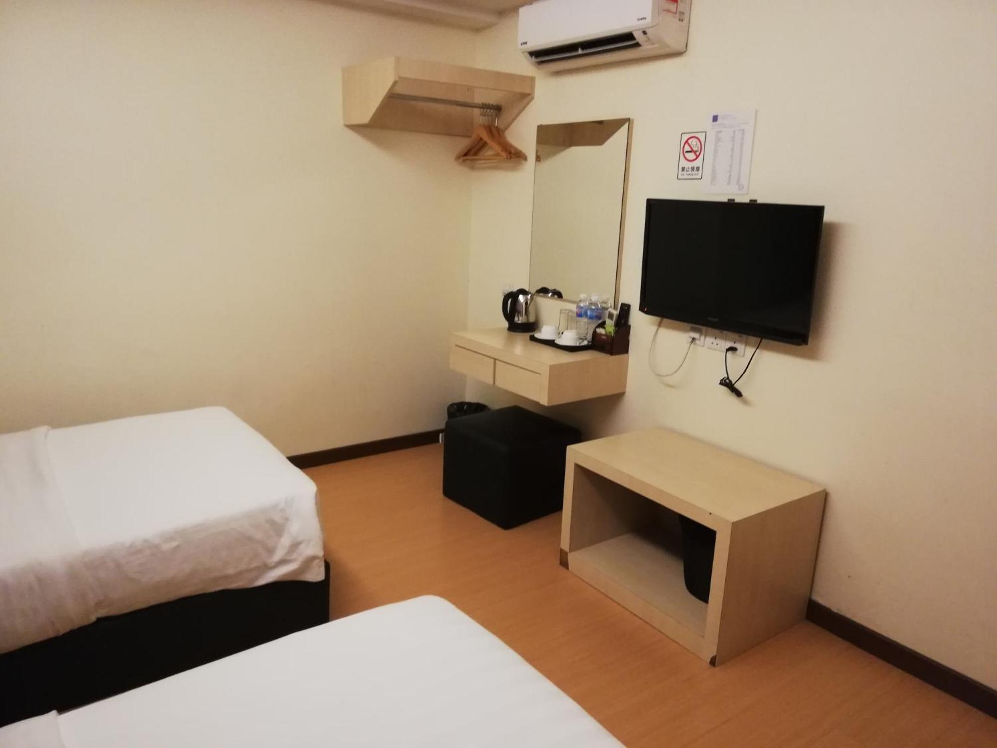 Ease Hotel Kota Kinabalu Ngoại thất bức ảnh