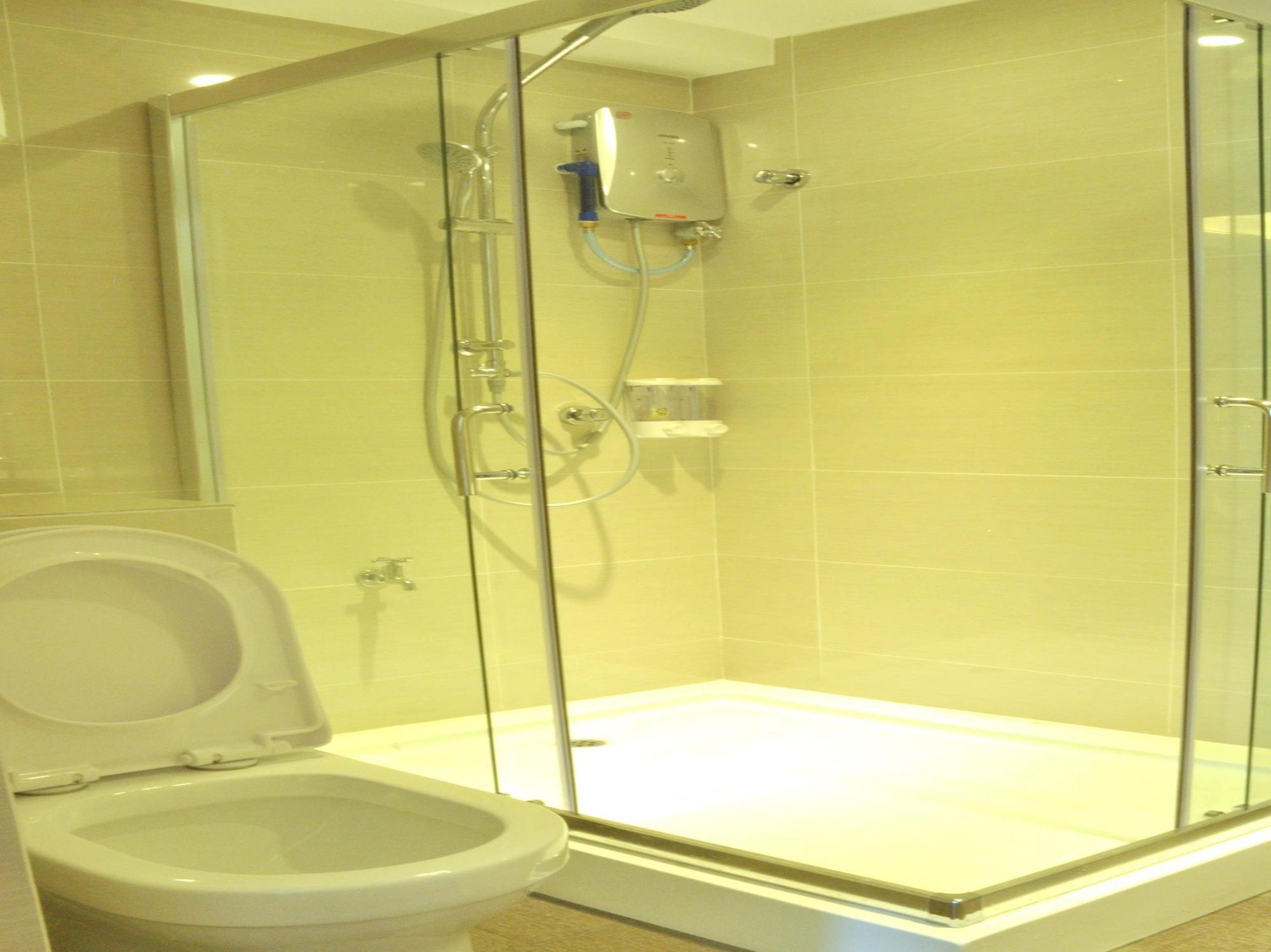 Ease Hotel Kota Kinabalu Ngoại thất bức ảnh