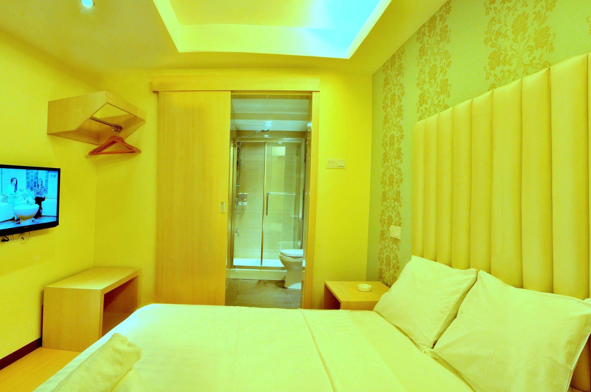 Ease Hotel Kota Kinabalu Ngoại thất bức ảnh